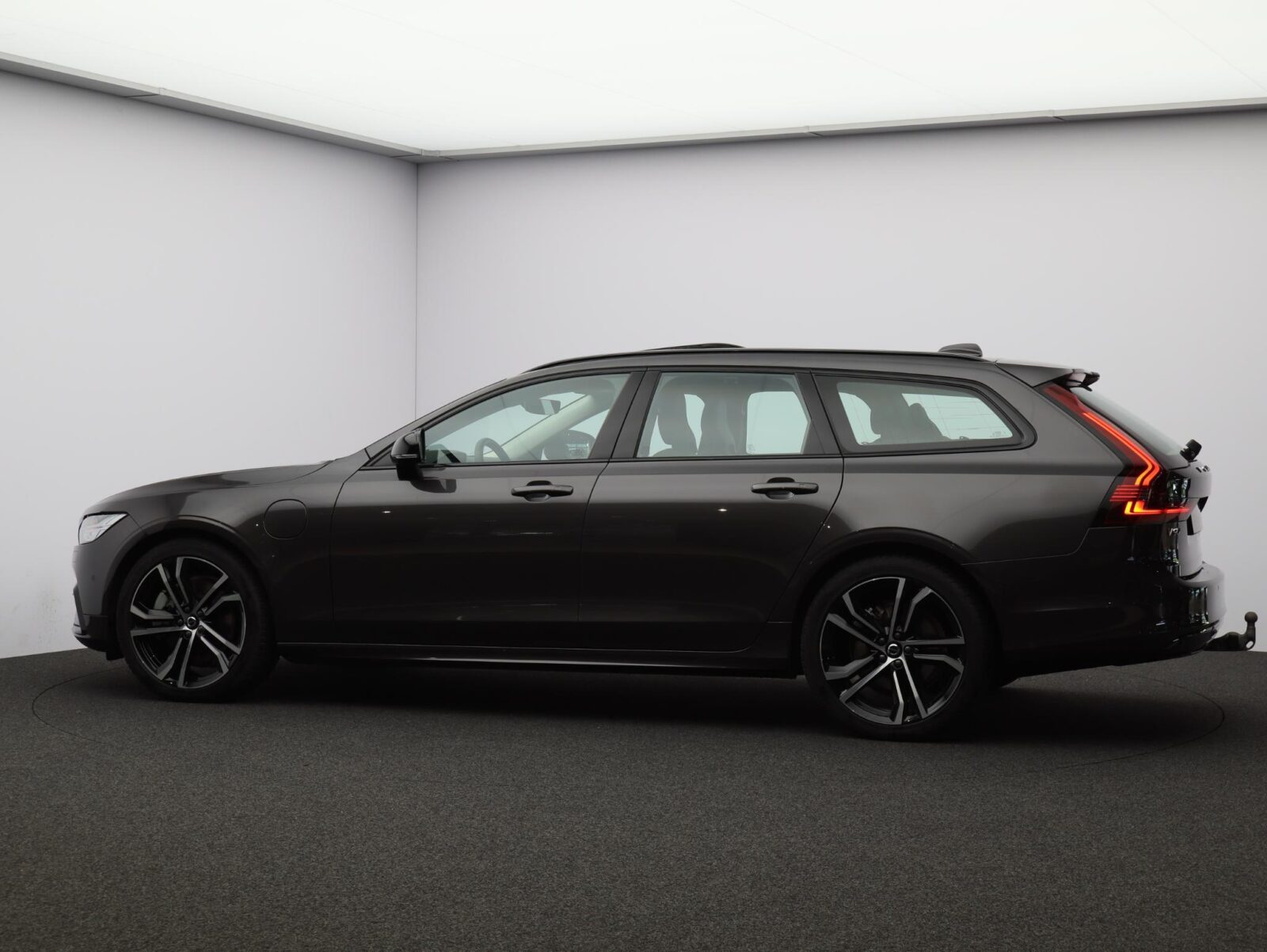 Volvo V90 - Foto 26