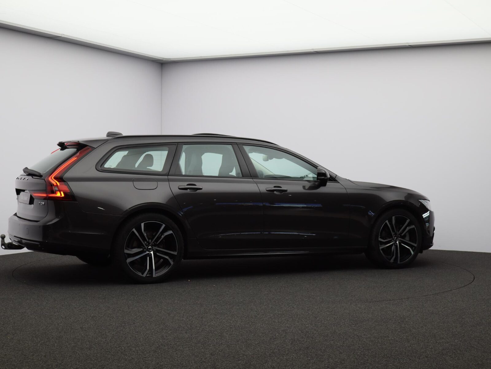 Volvo V90 - Foto 31