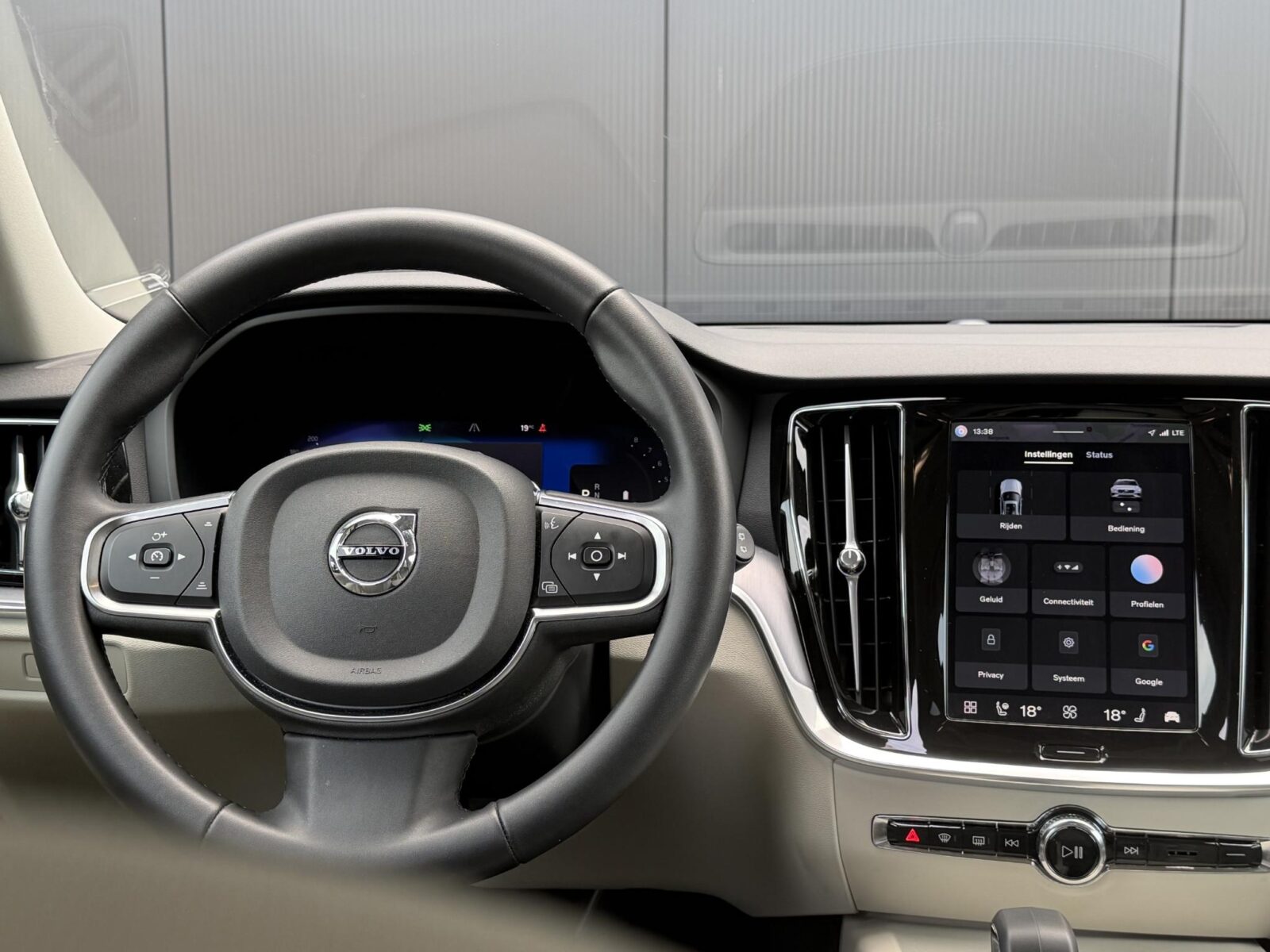 Volvo V60 - Foto 13