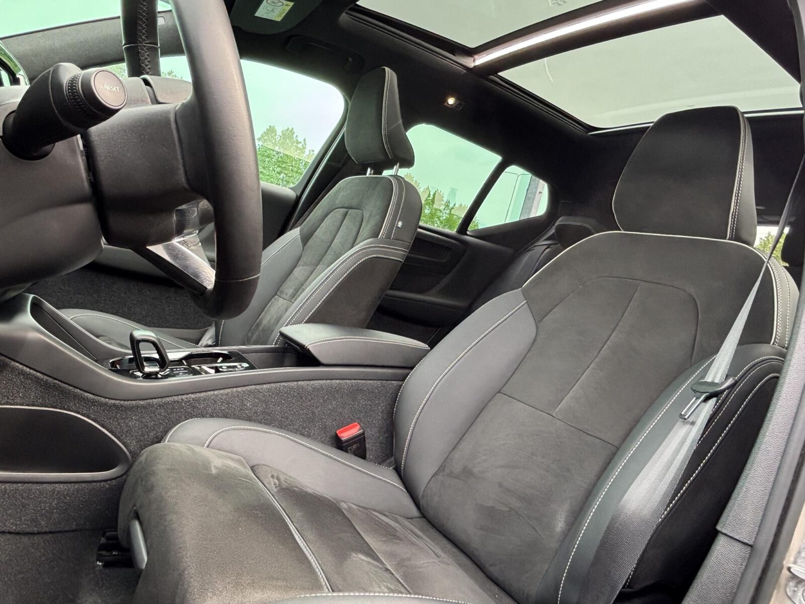 Volvo XC40 - Foto 11