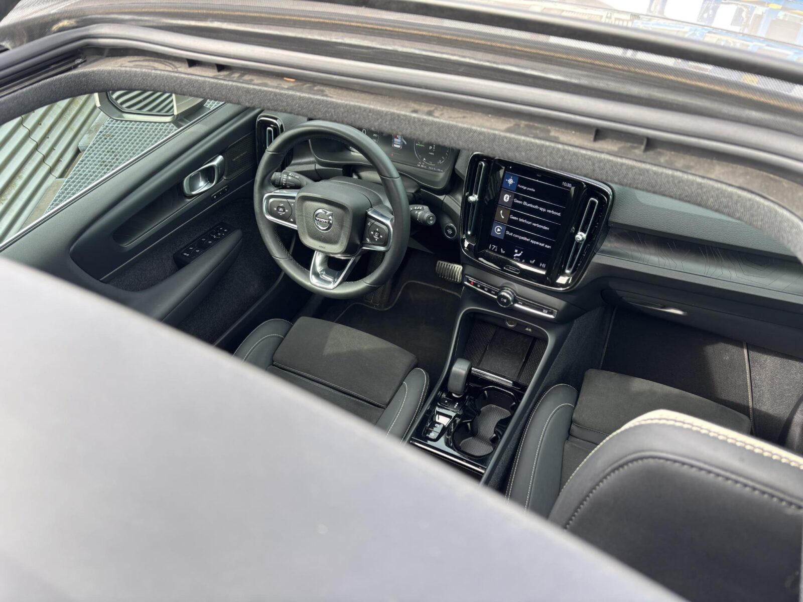 Volvo XC40 - Foto 12