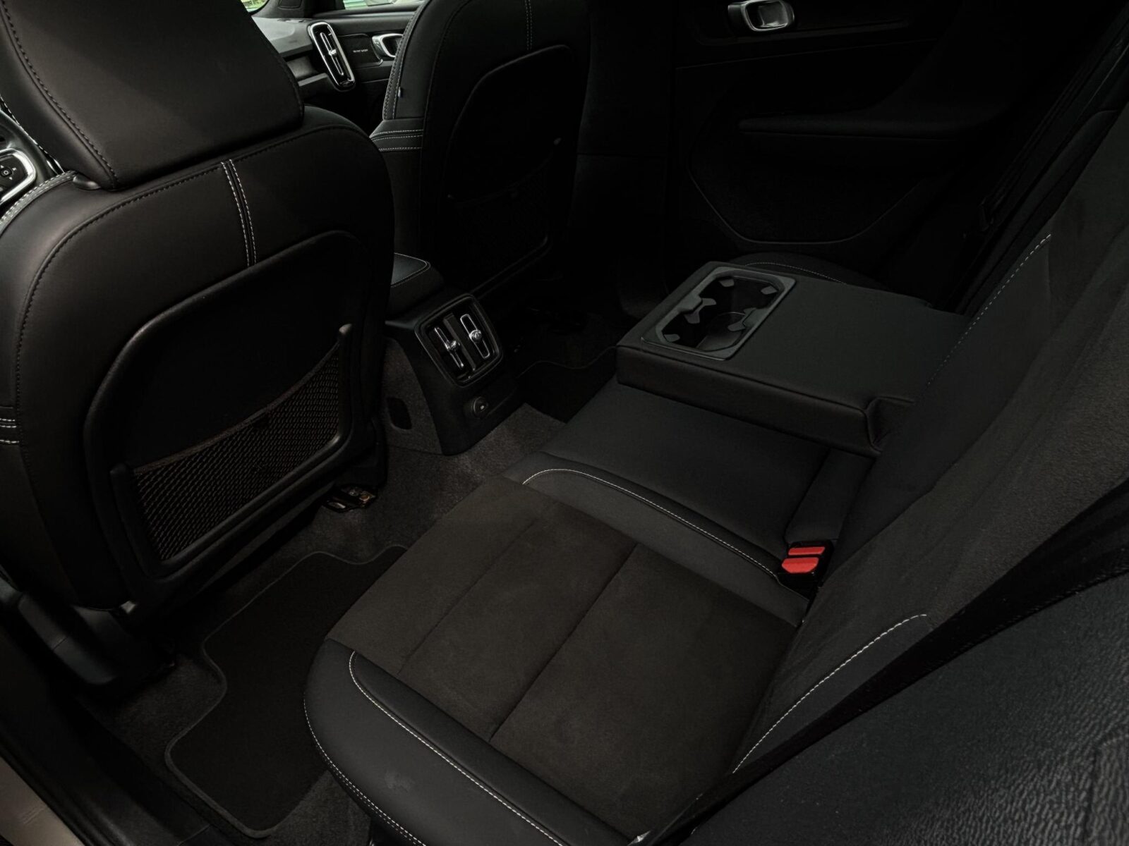 Volvo XC40 - Foto 16