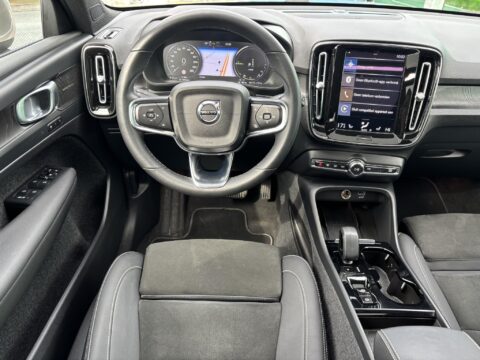 Volvo XC40 1.5 T4 Plug-in hybrid Ultimate Bright