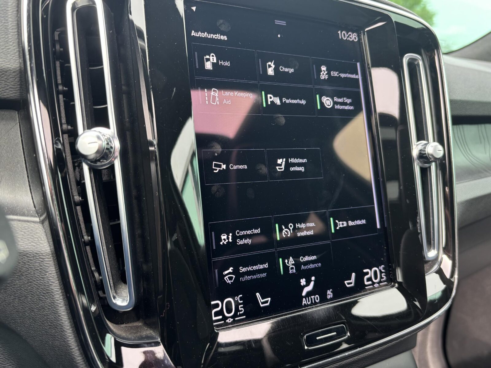 Volvo XC40 - Foto 20