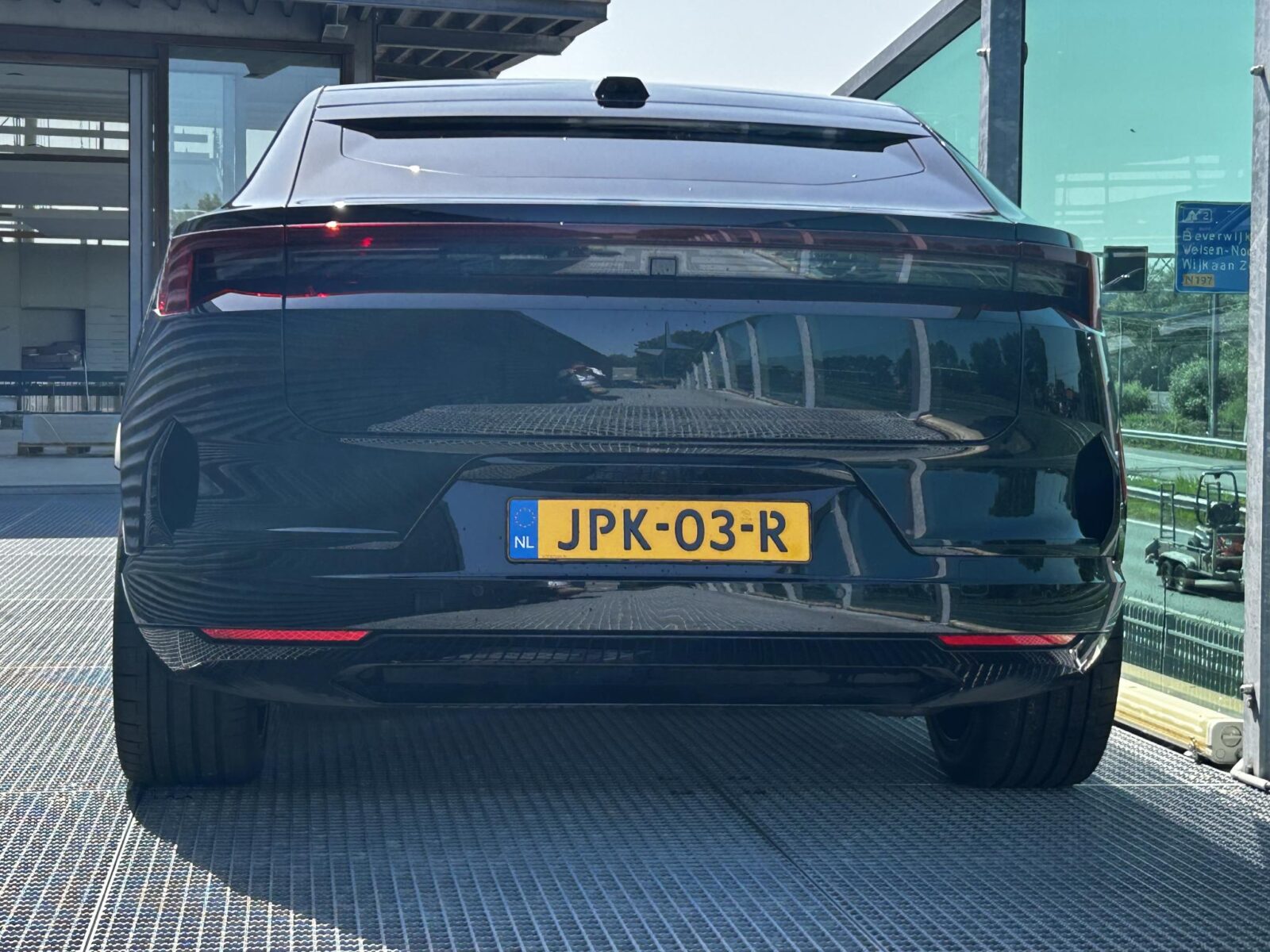 Polestar 4 - Foto 11