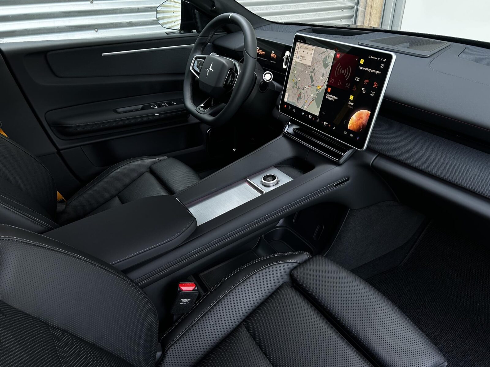 Polestar 4 - Foto 13