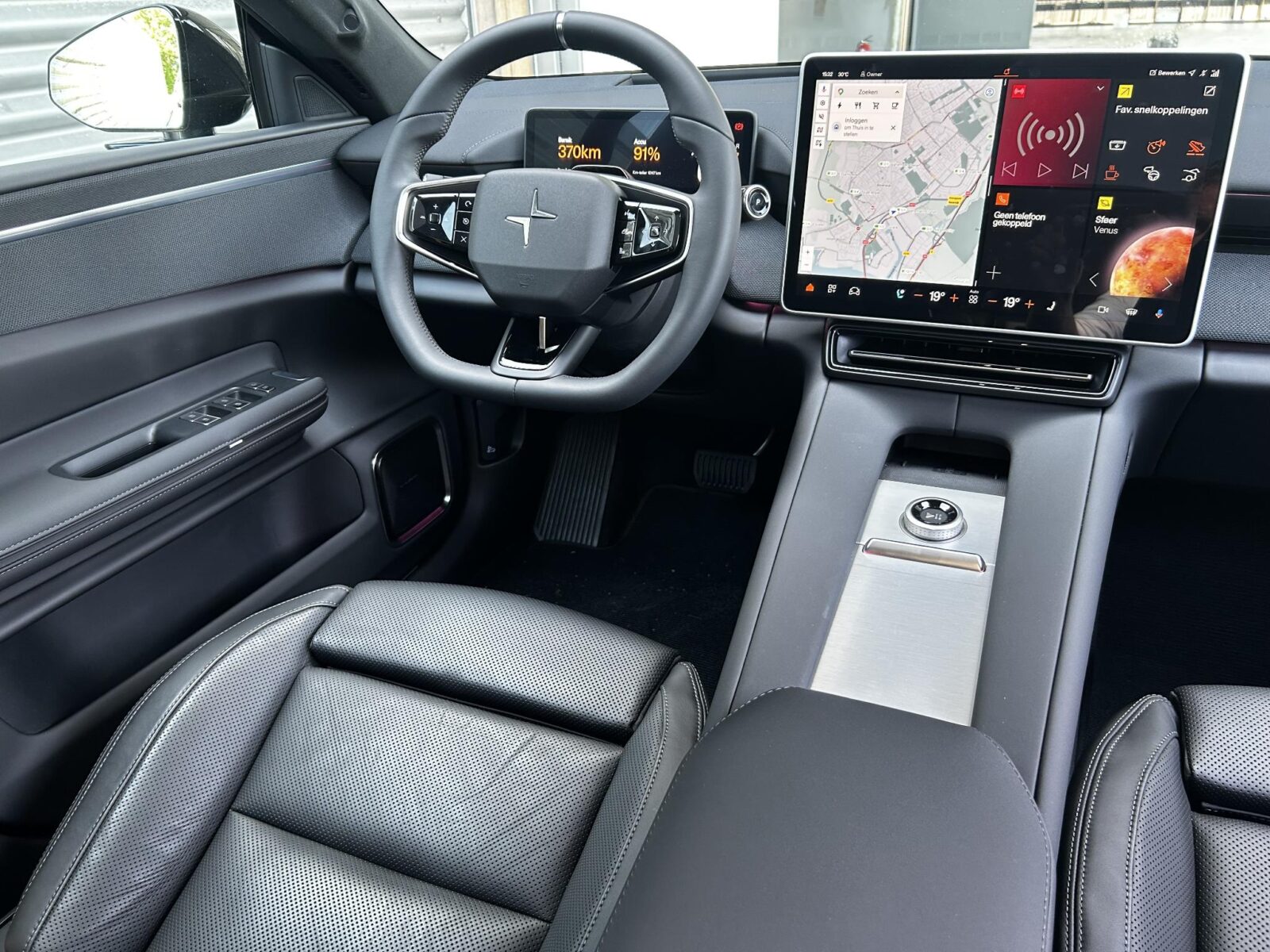 Polestar 4 - Foto 33