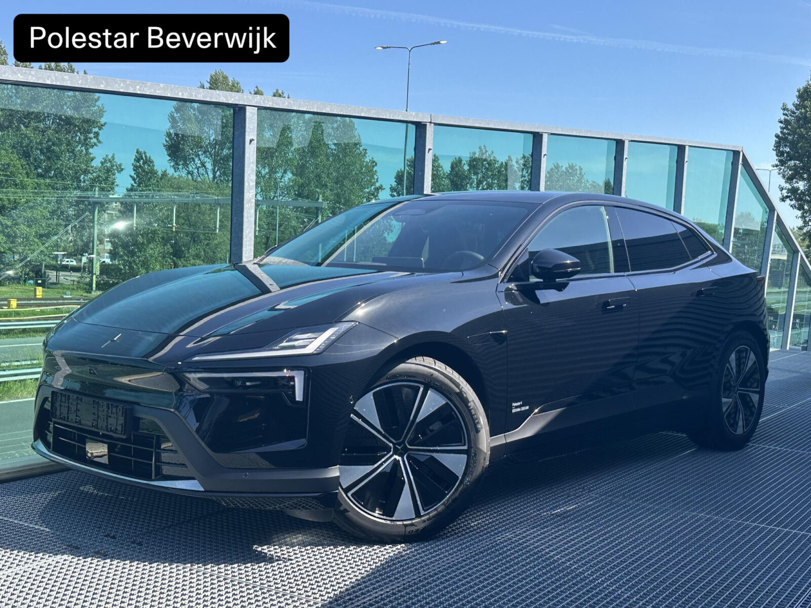 Polestar 4 - Foto 1