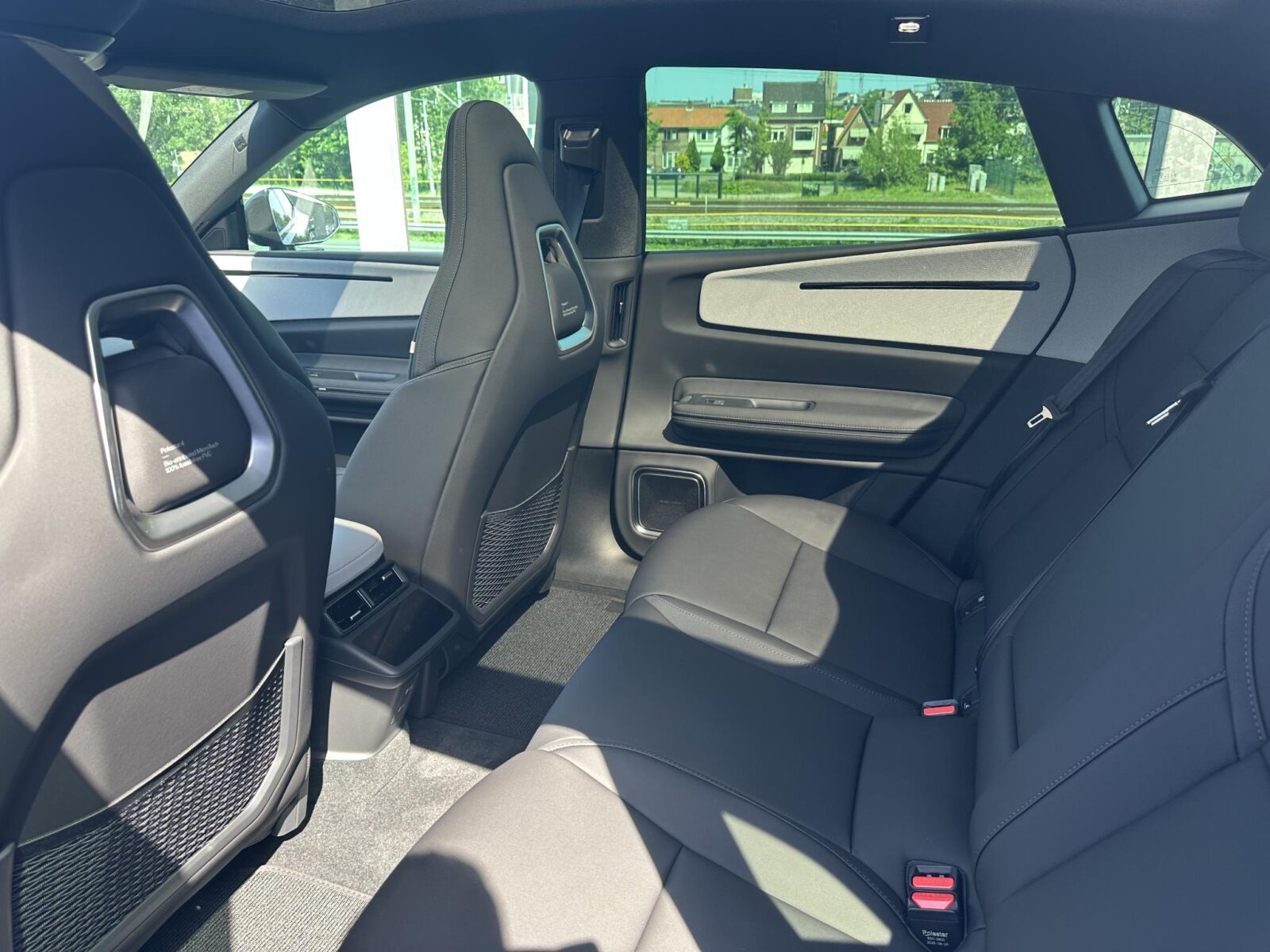 Polestar 4 - Foto 11