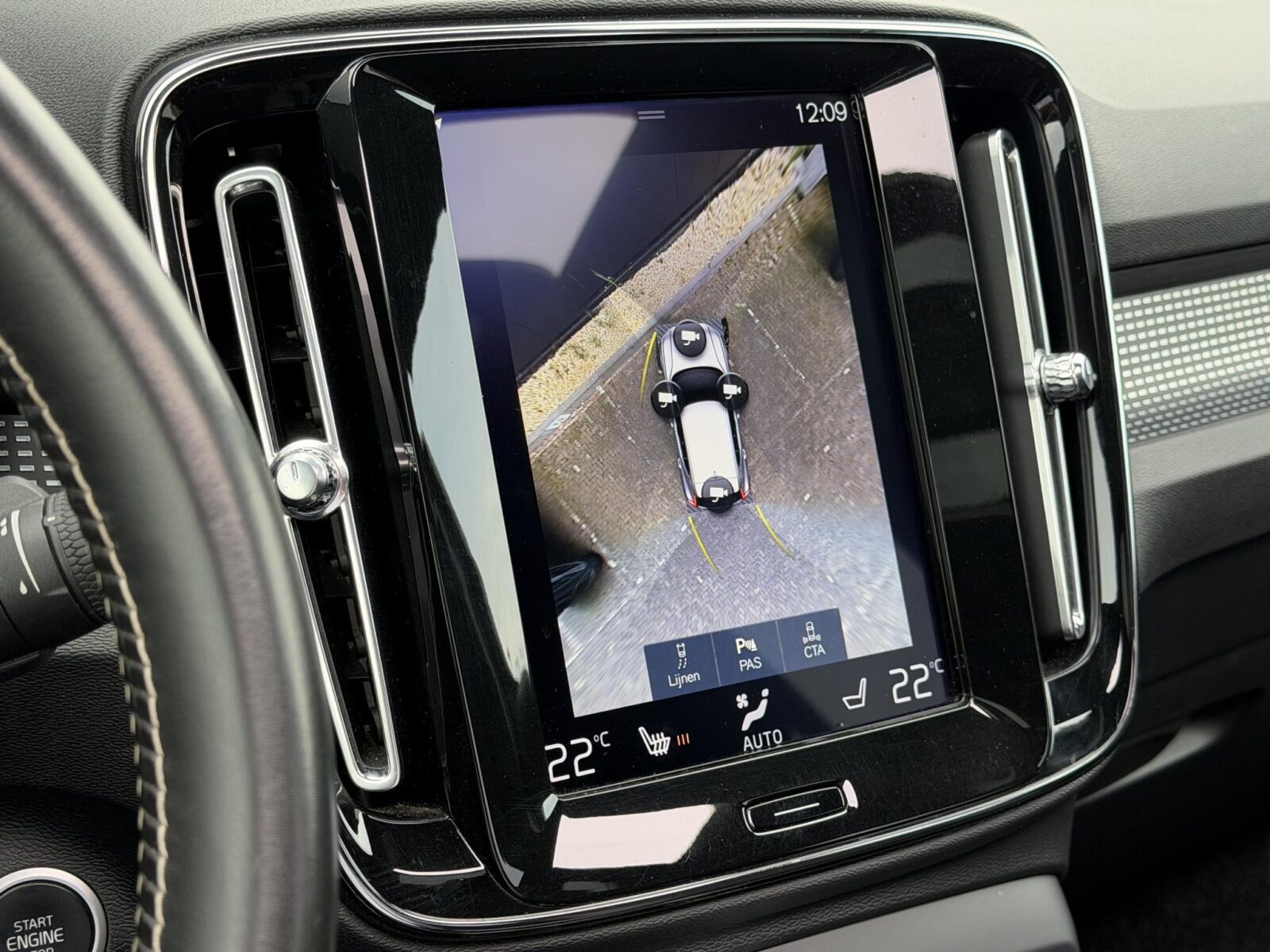 Volvo XC40 - Foto 13