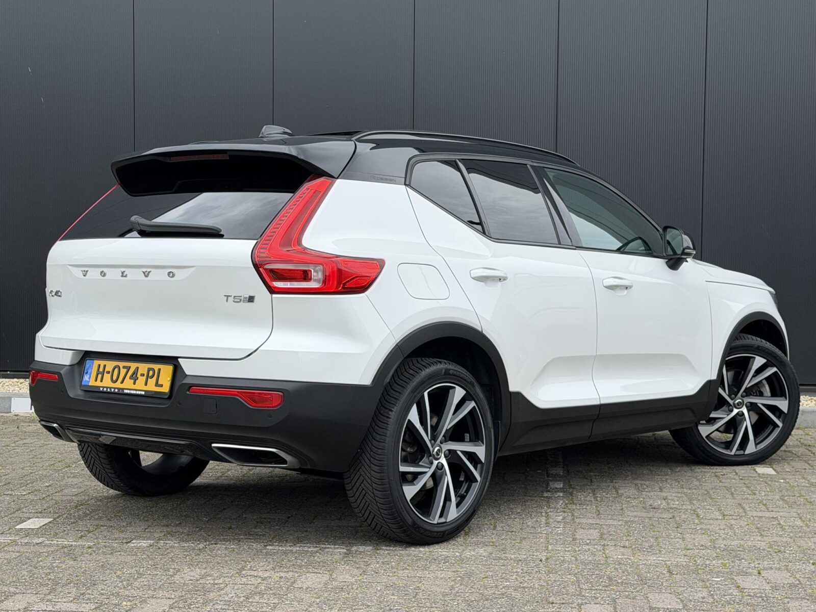 Volvo XC40 - Foto 4