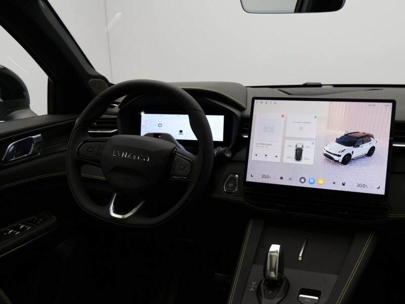 Lynk & Co 01 - Foto 2