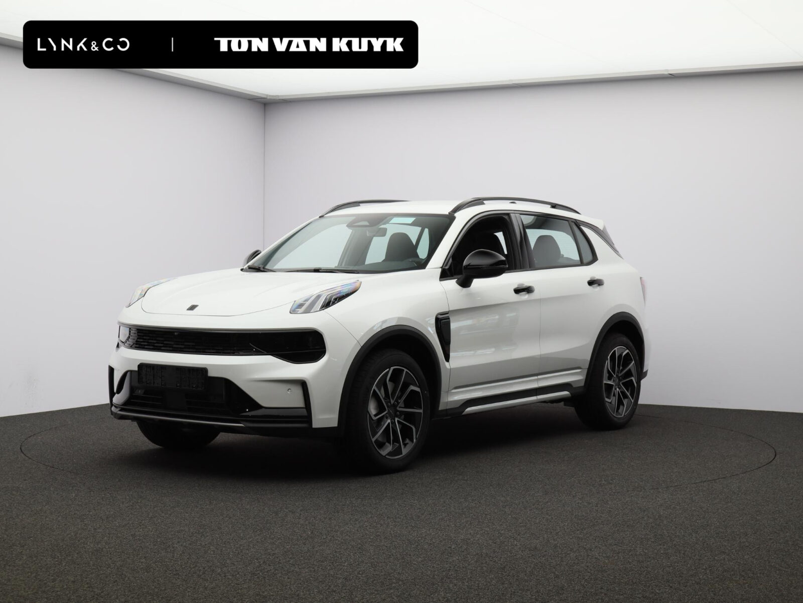 Lynk & Co 01 - Foto 1
