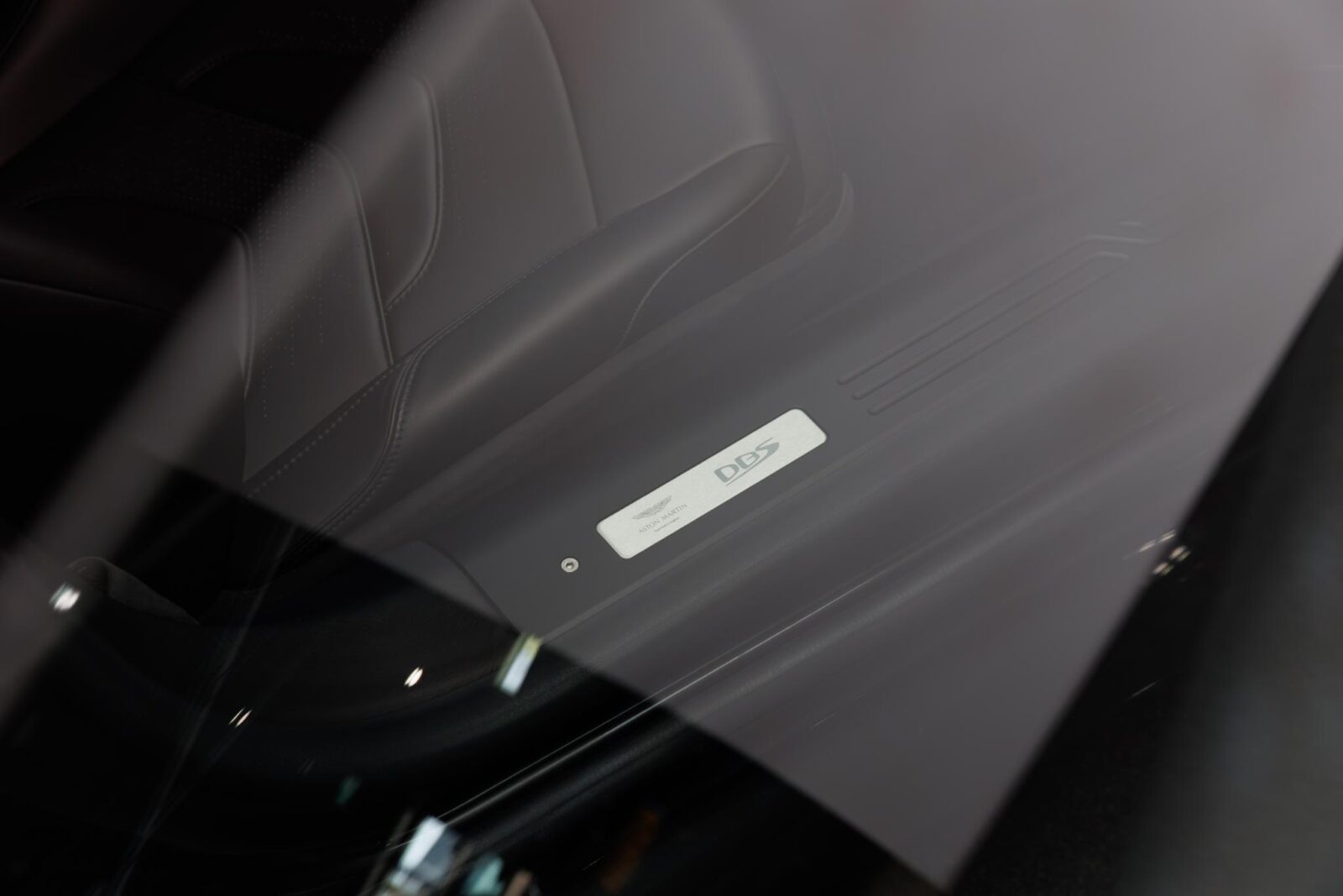 Aston Martin DBS - Foto 27
