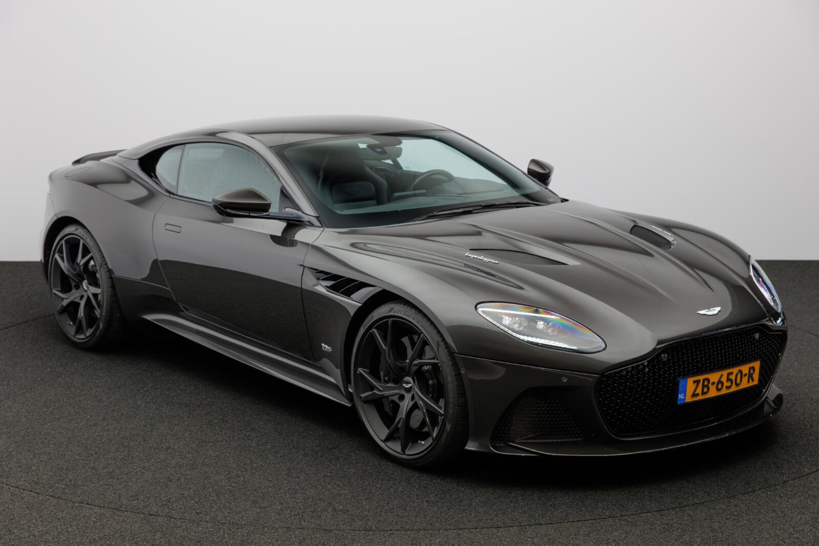 Aston Martin DBS - Foto 33