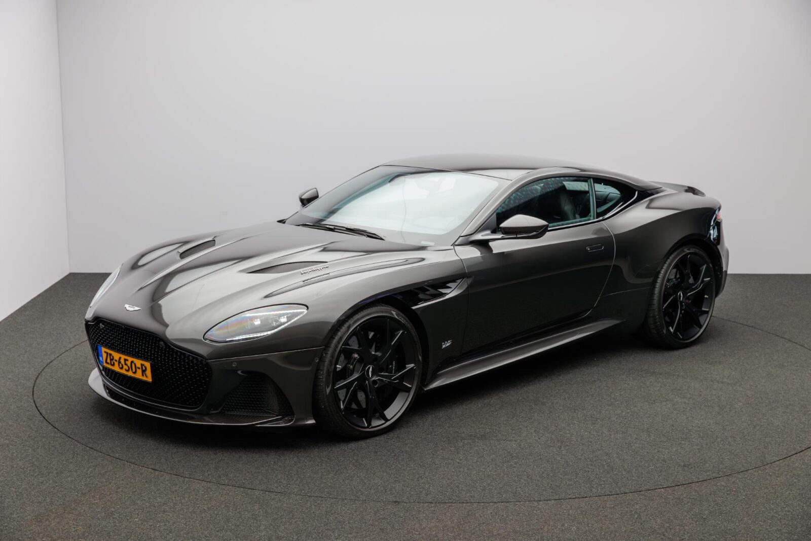 Aston Martin DBS - Foto 37