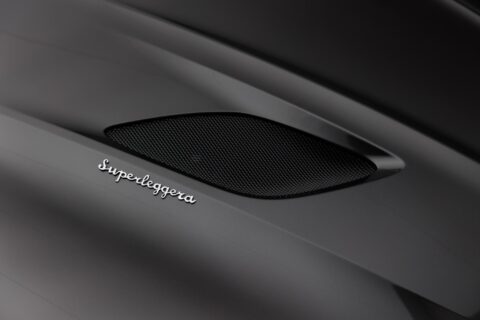 Aston Martin DBS 5.2 V12 Superleggera