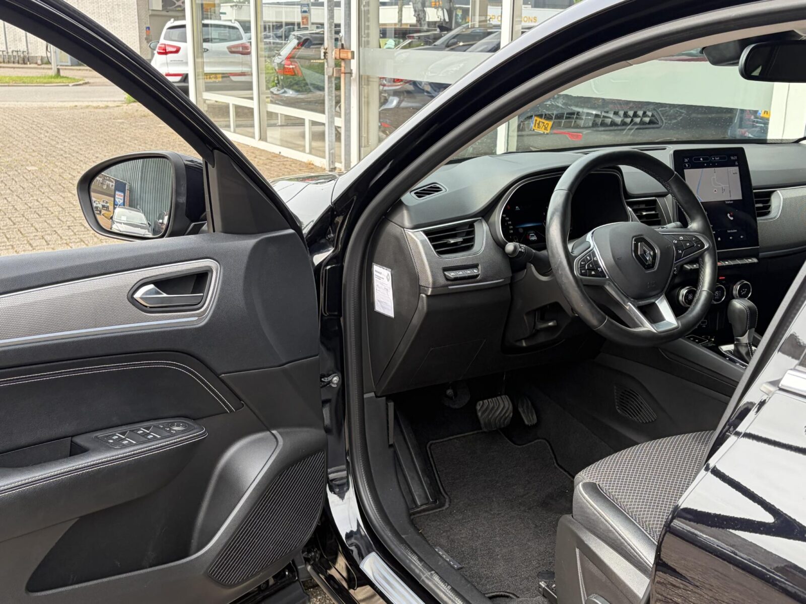 Renault Arkana - Foto 11
