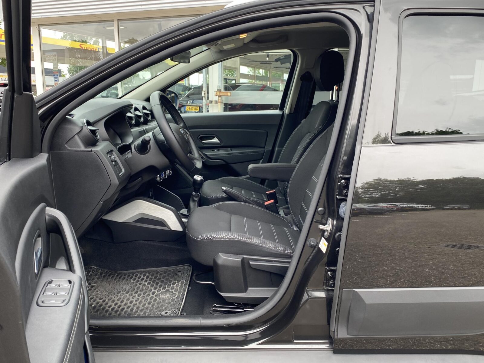 Dacia Duster - Foto 11