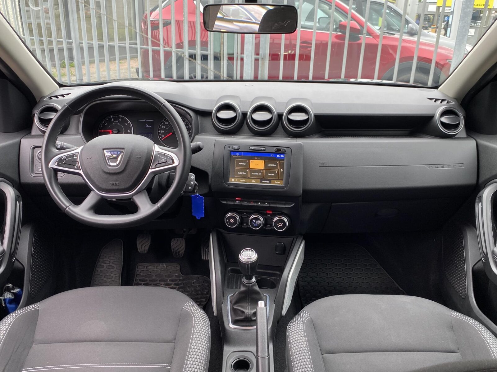 Dacia Duster - Foto 14