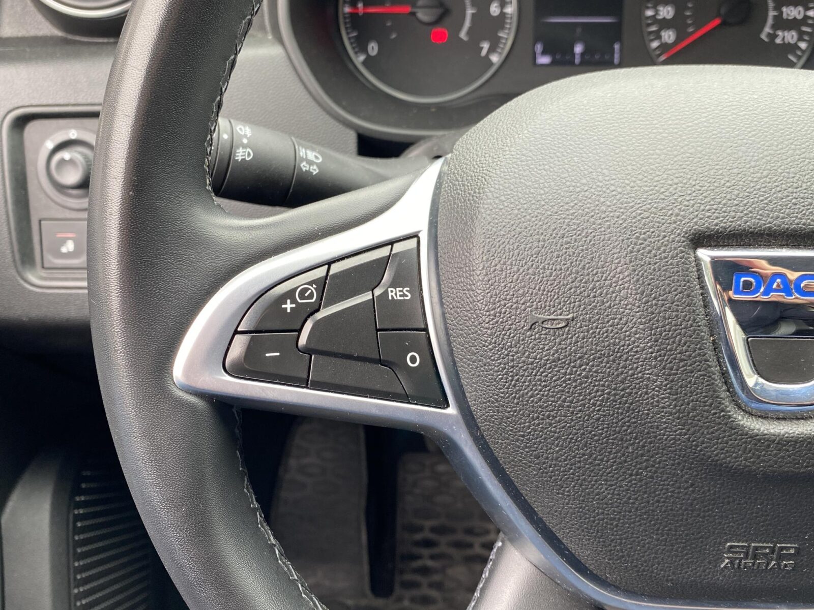 Dacia Duster - Foto 18