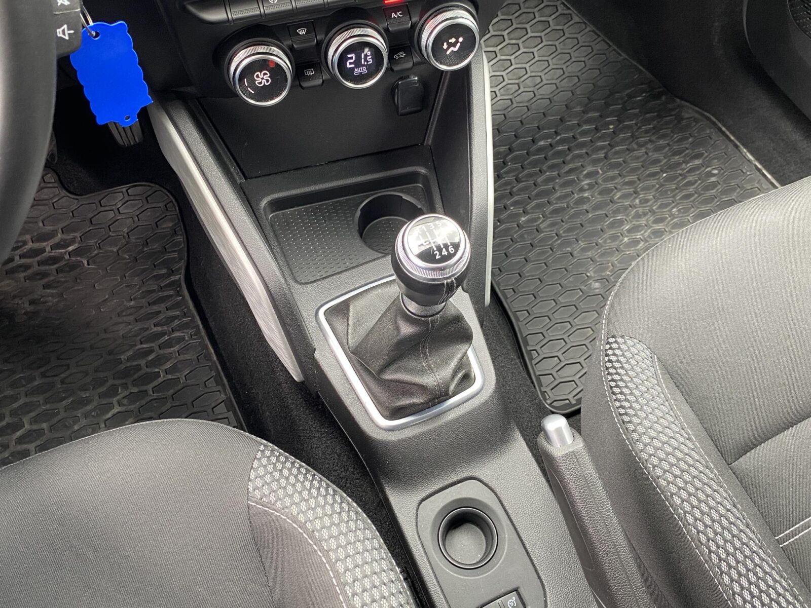 Dacia Duster - Foto 28