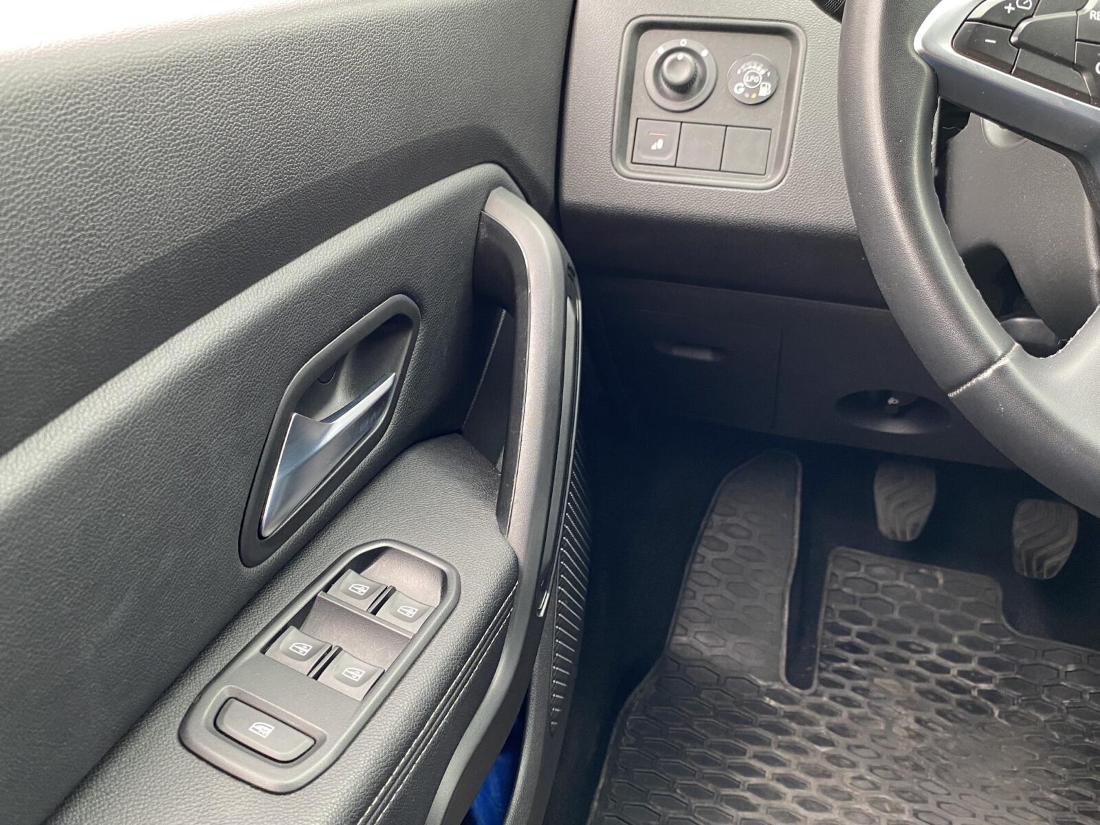 Dacia Duster - Foto 30