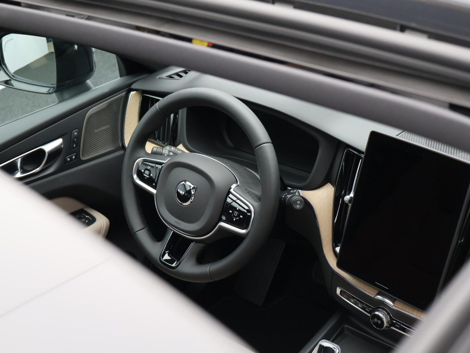 Volvo XC60 - Foto 3