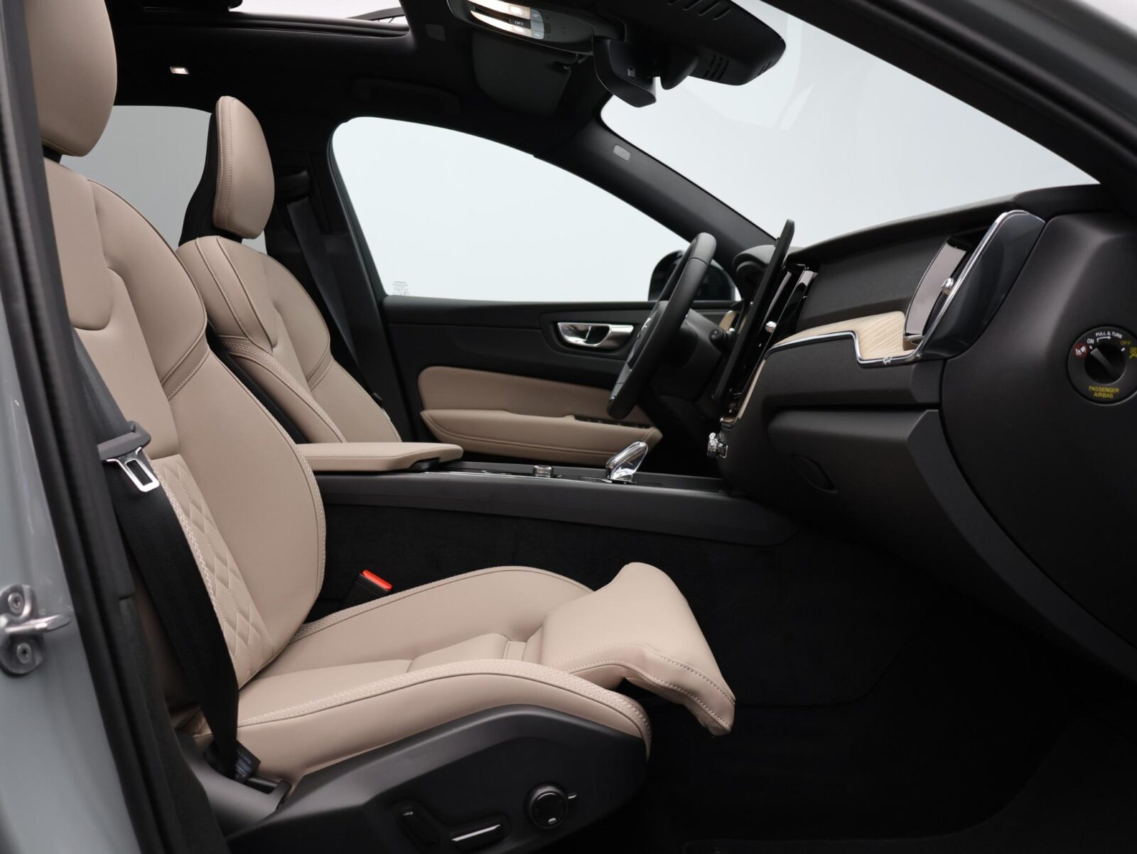 Volvo XC60 - Foto 9