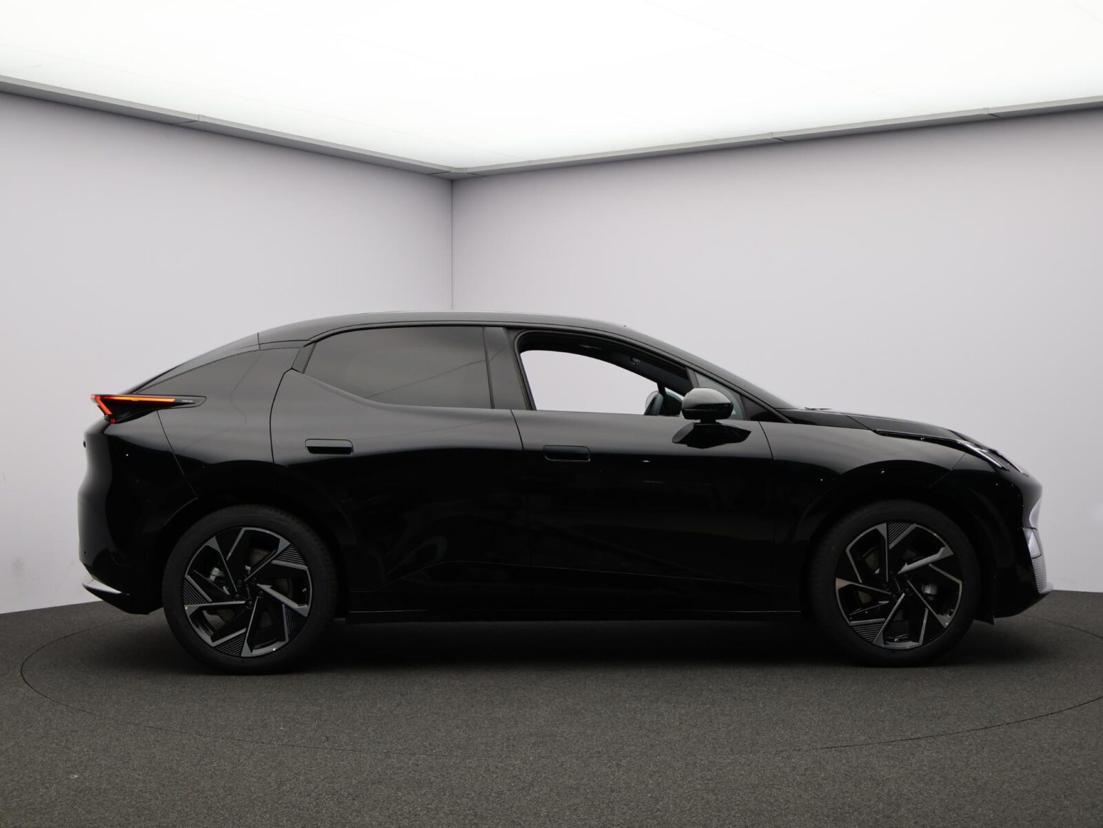 Lynk & Co 02 - Foto 3