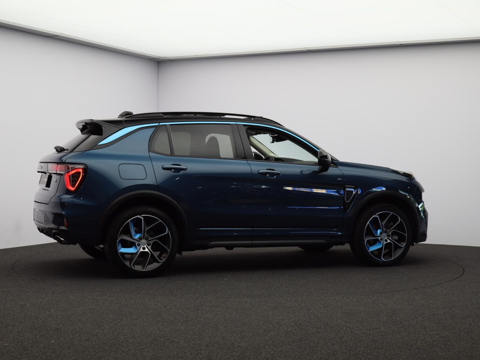 Lynk & Co 01 - Foto 40