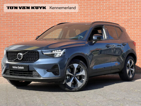Volvo XC40 2.0 B4 Plus Dark