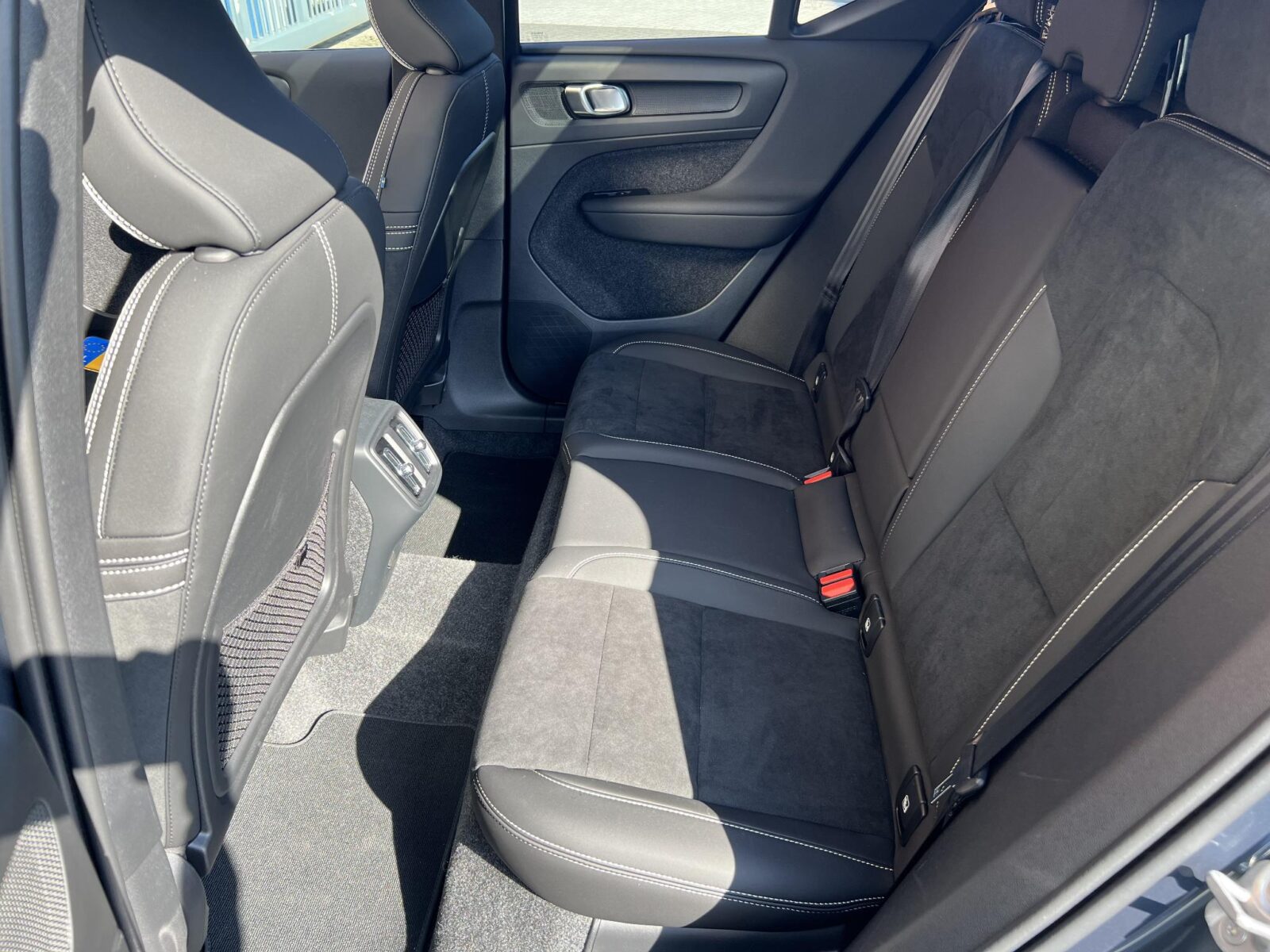 Volvo XC40 - Foto 14