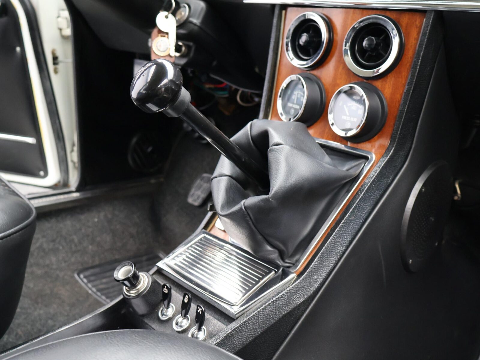Alfa Romeo Giulia - Foto 48
