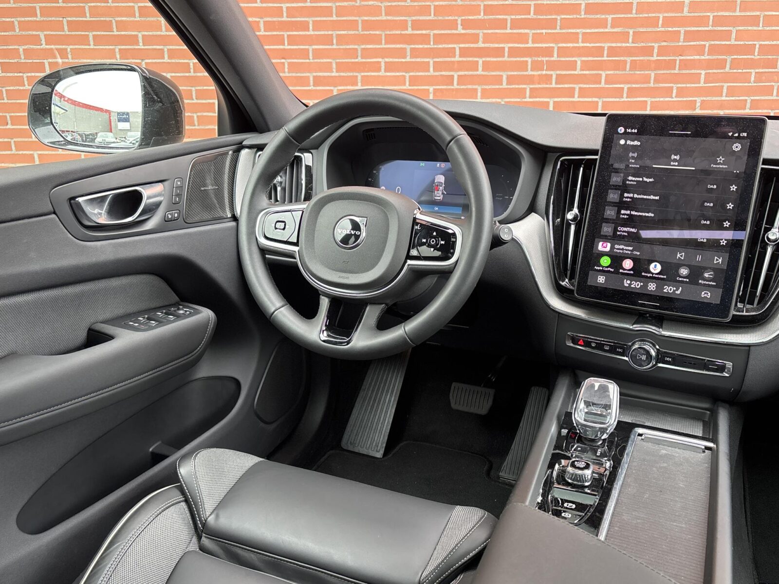 Volvo XC60 - Foto 11