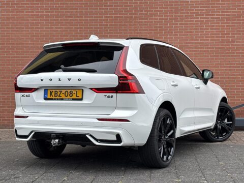 Volvo XC60 2.0 T6 Plug-in hybrid AWD Plus Black Edition