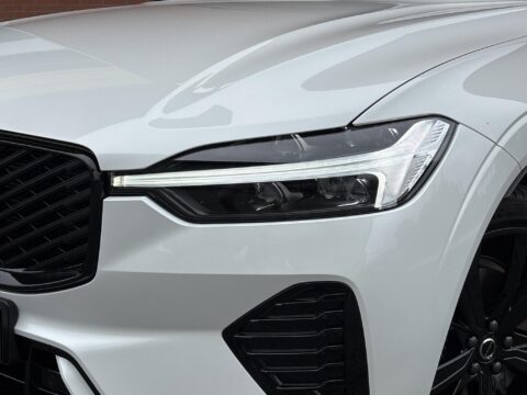 Volvo XC60 2.0 T6 Plug-in hybrid AWD Plus Black Edition