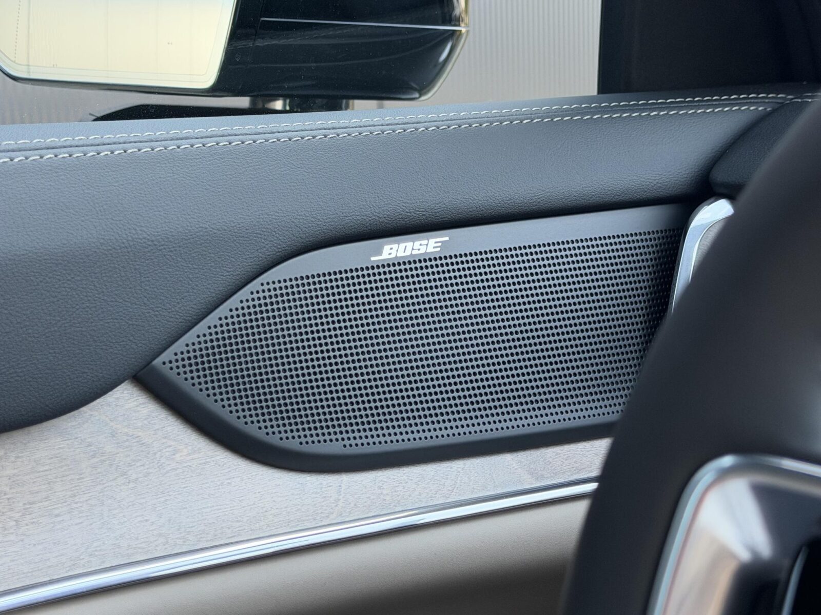 Volvo EX90 - Foto 9