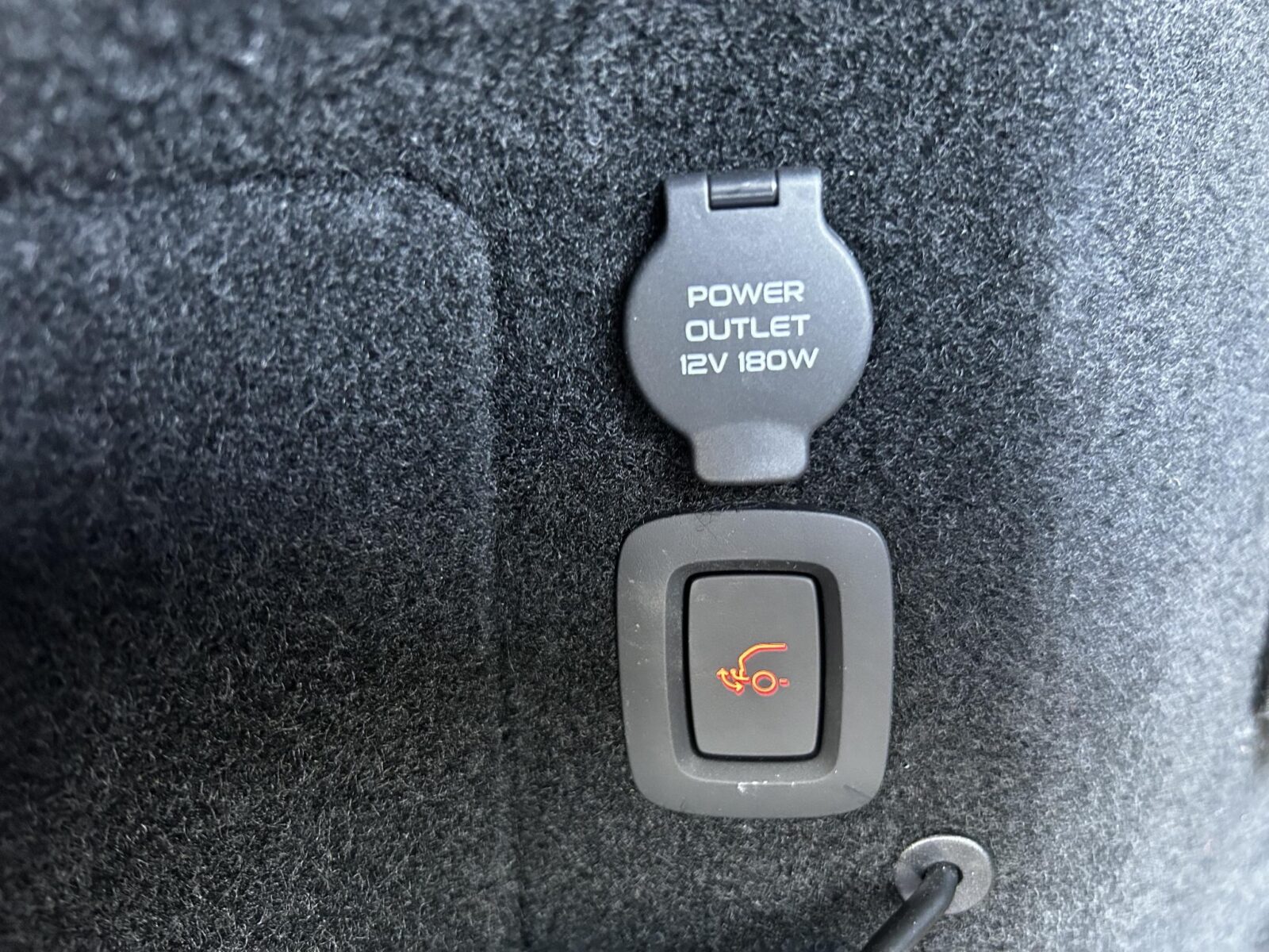 Polestar 4 - Foto 28