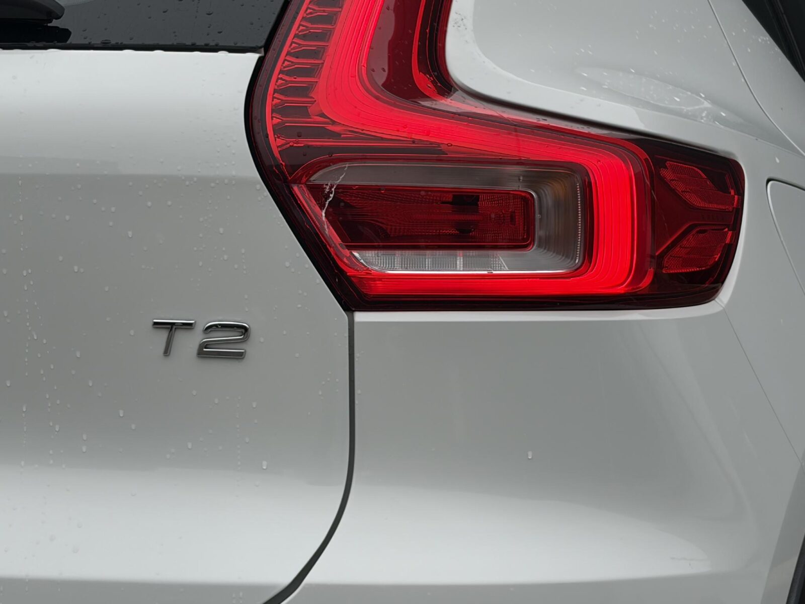 Volvo XC40 - Foto 10