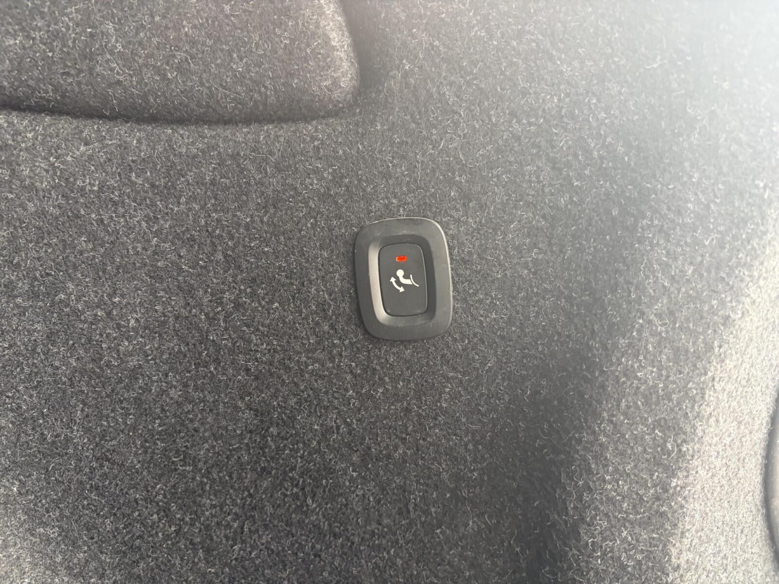 Volvo XC40 - Foto 11