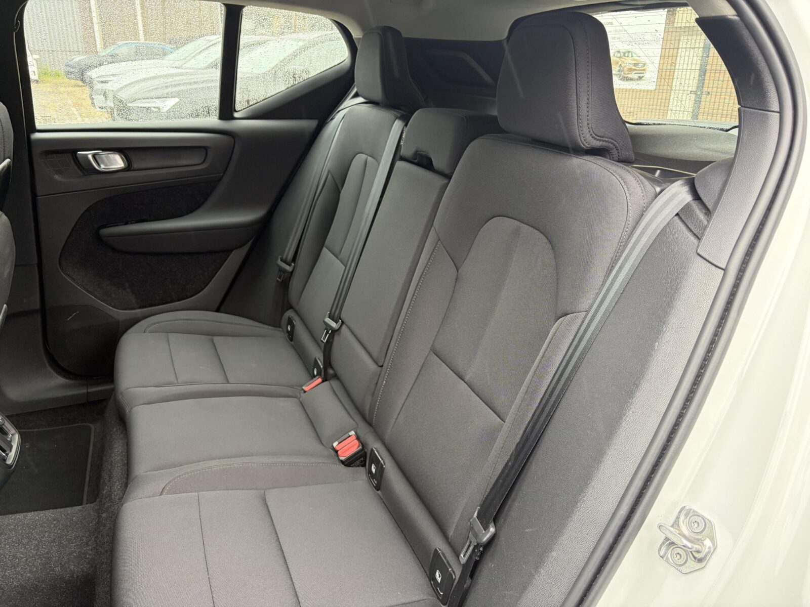 Volvo XC40 - Foto 17