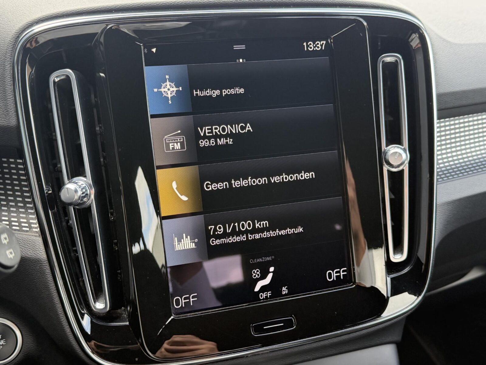 Volvo XC40 - Foto 8
