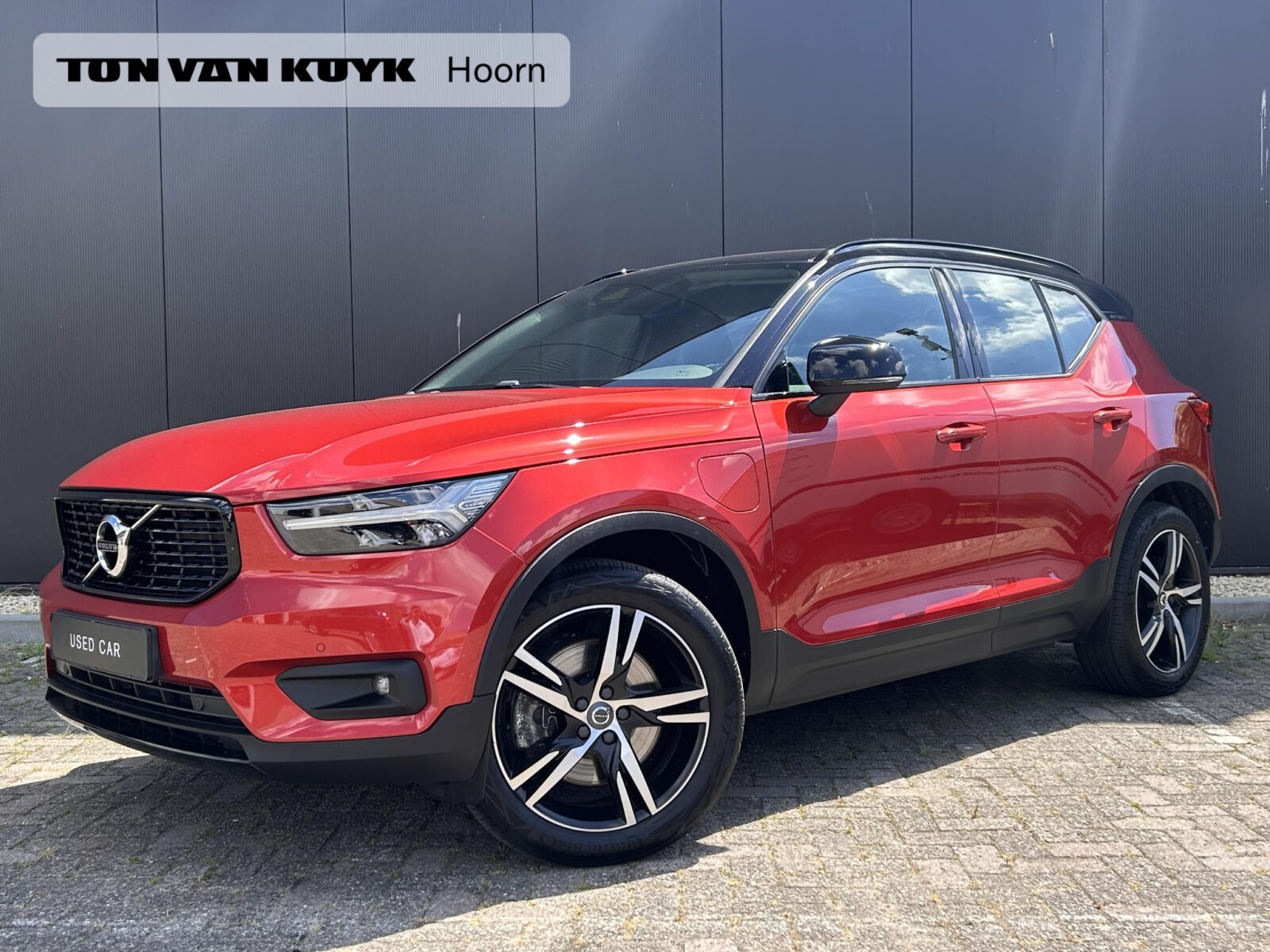 Volvo XC40 - Foto 1