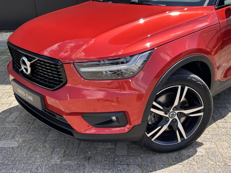 Volvo XC40 - Foto 3