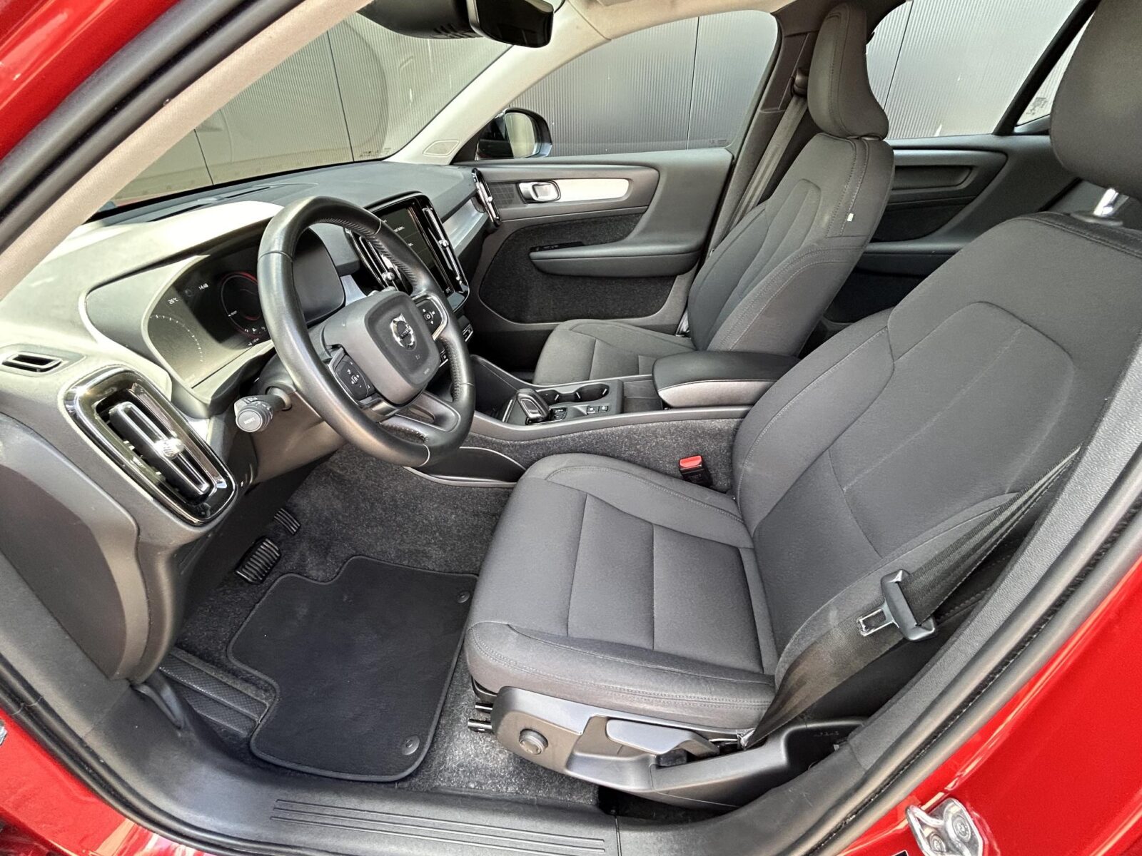 Volvo XC40 - Foto 7