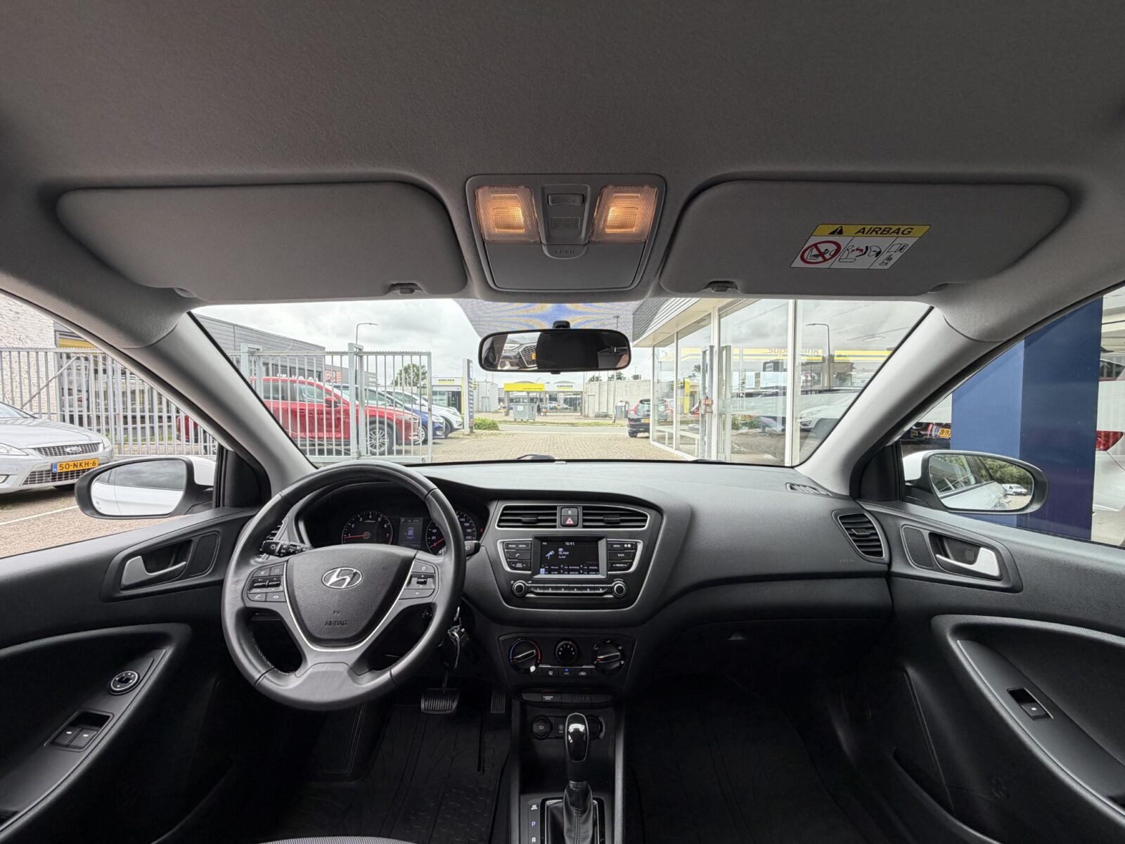 Hyundai i20 - Foto 14