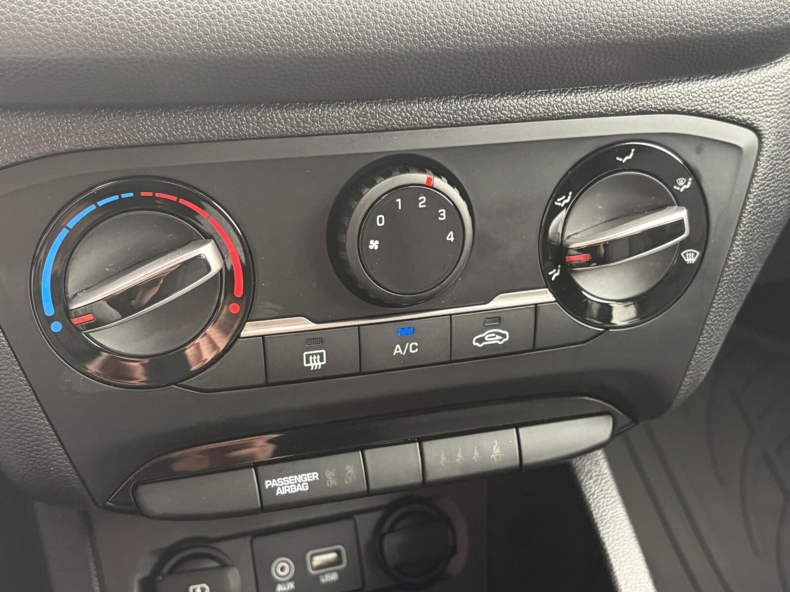 Hyundai i20 - Foto 25