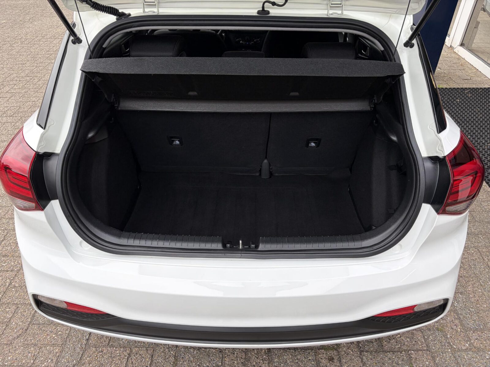 Hyundai i20 - Foto 7