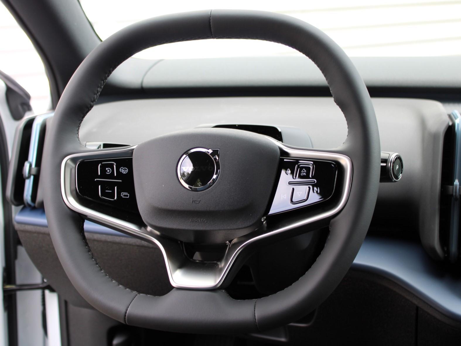 Volvo EX30 - Foto 18